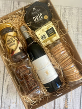 Load image into Gallery viewer, Red Wine Christmas Gift Box
