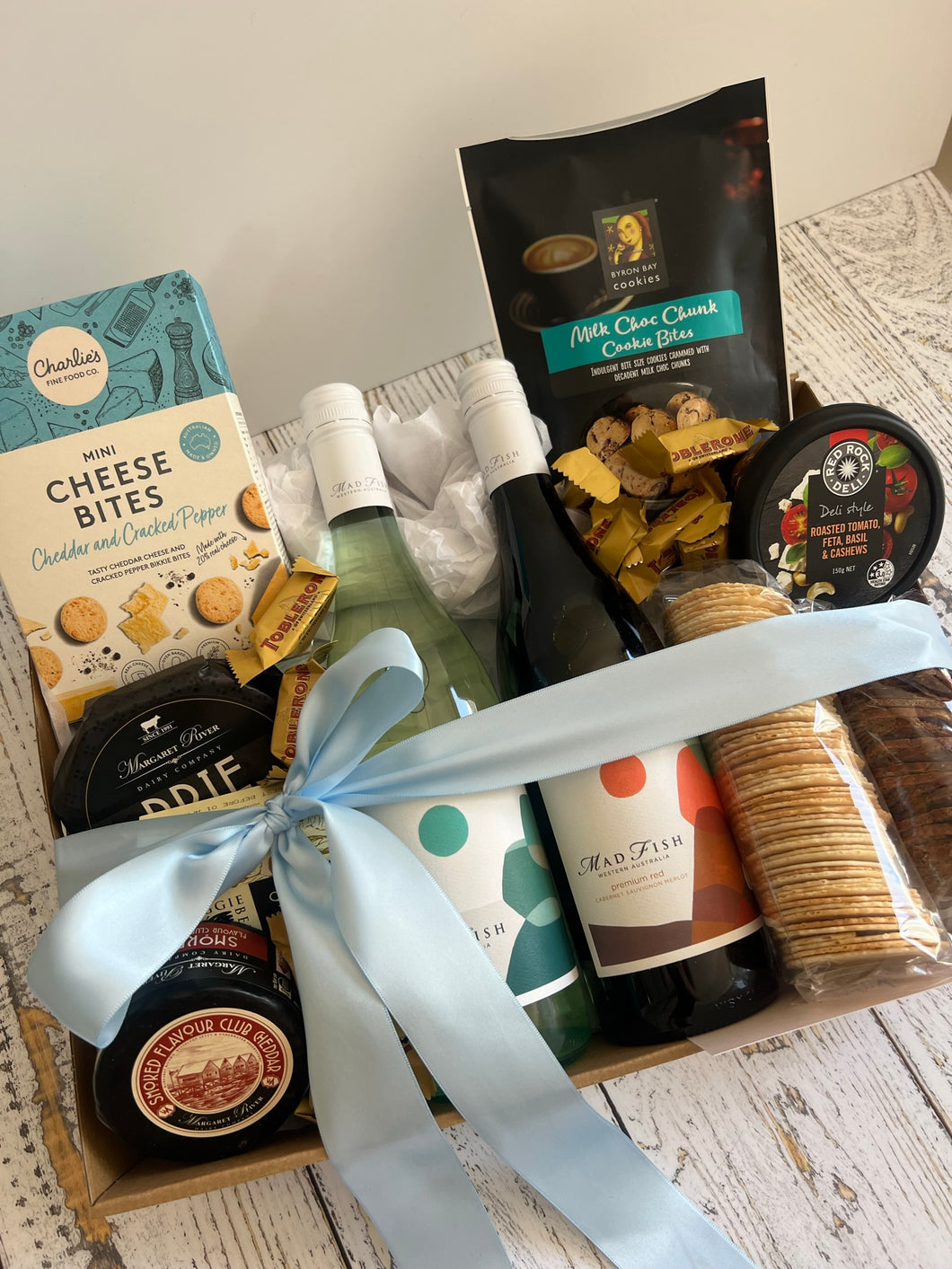 Wine and Grazing Gift Hamper